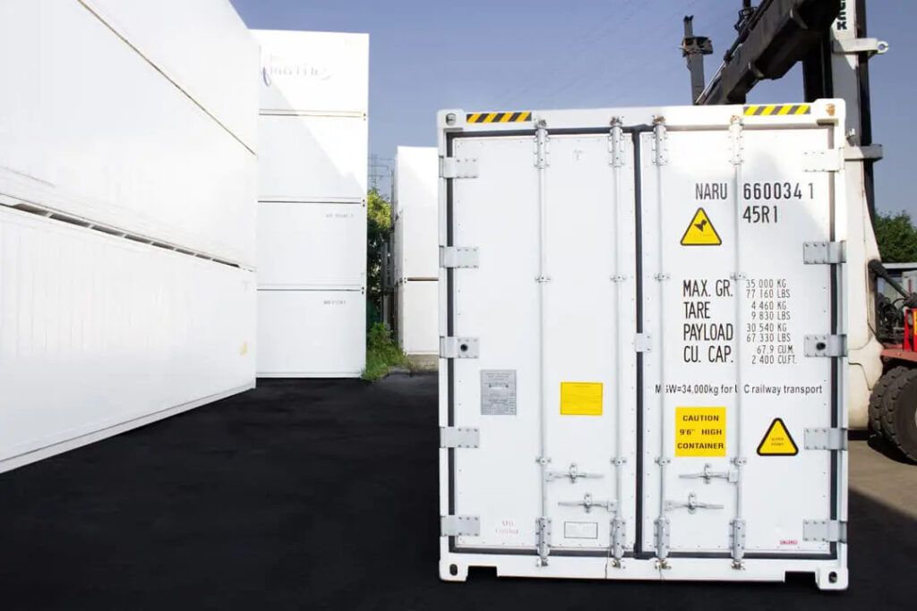 Contenitore refrigerato con porta Transicold di Carrier